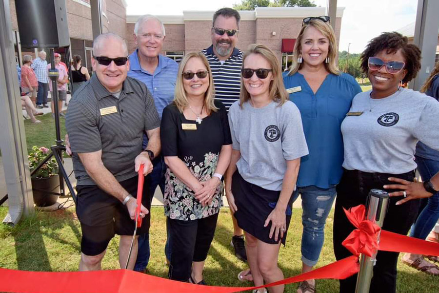 cutting-ribbon